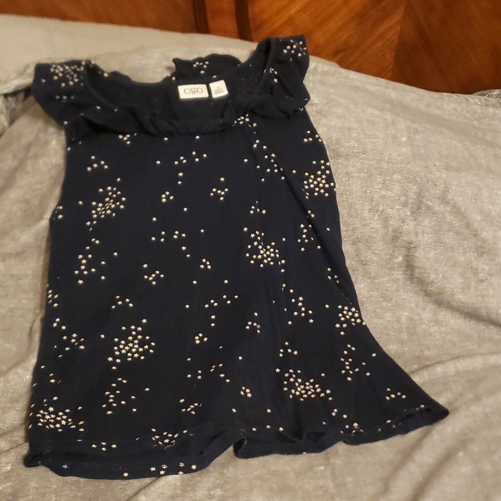 Sleeveless shirt